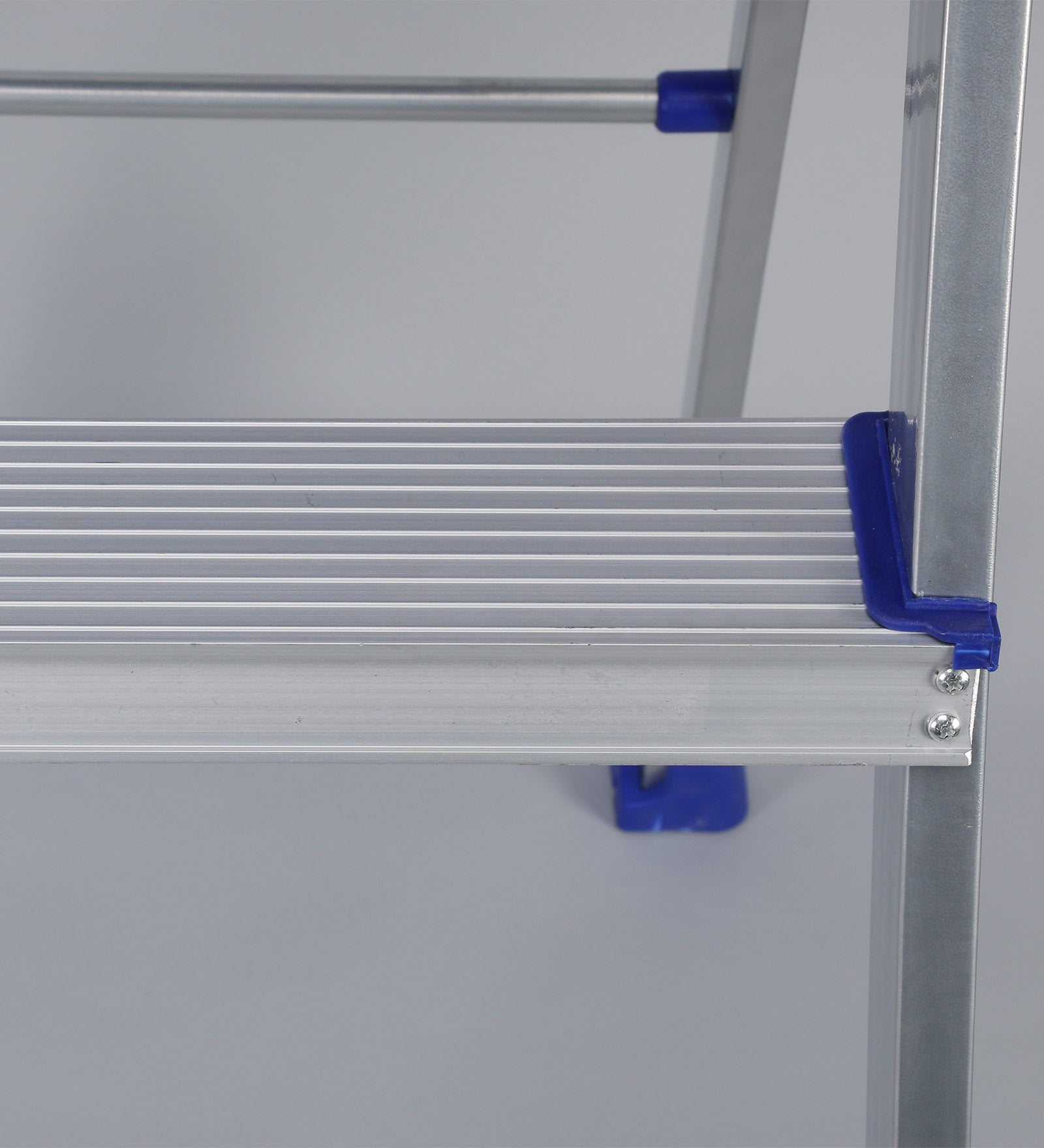 PARASNATH Aluminium Blue Heavy Folding Maple Ladder 4 Step 4.2 Ft - PARASNATH